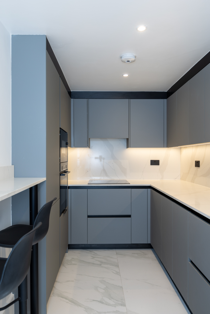 kitchen counter (no handles)